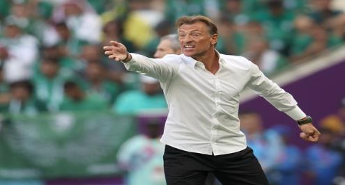 قبل كأس العالم 2023.. تقرير: رينارد على رأس المرشحين لتدريب سيدات فرنسا